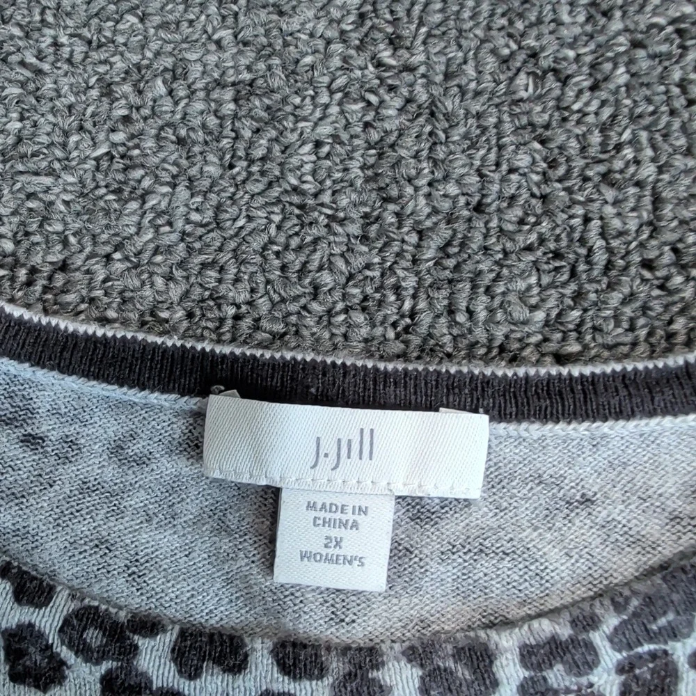 J. Jill Mob Wife Leopard Print Sweater Womens 2X Grey Cotton Blend Boxy Knit Top